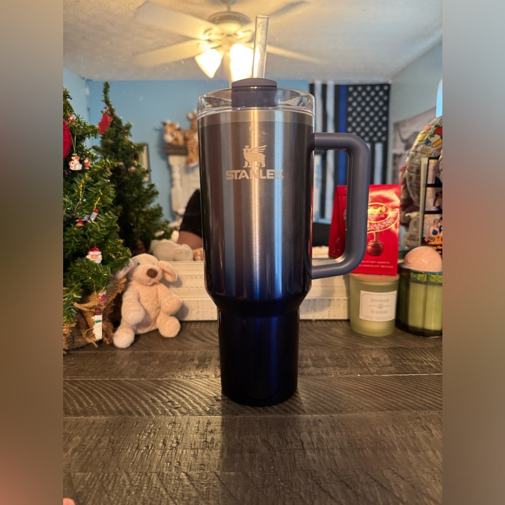 Stanley Qlencher - image 2